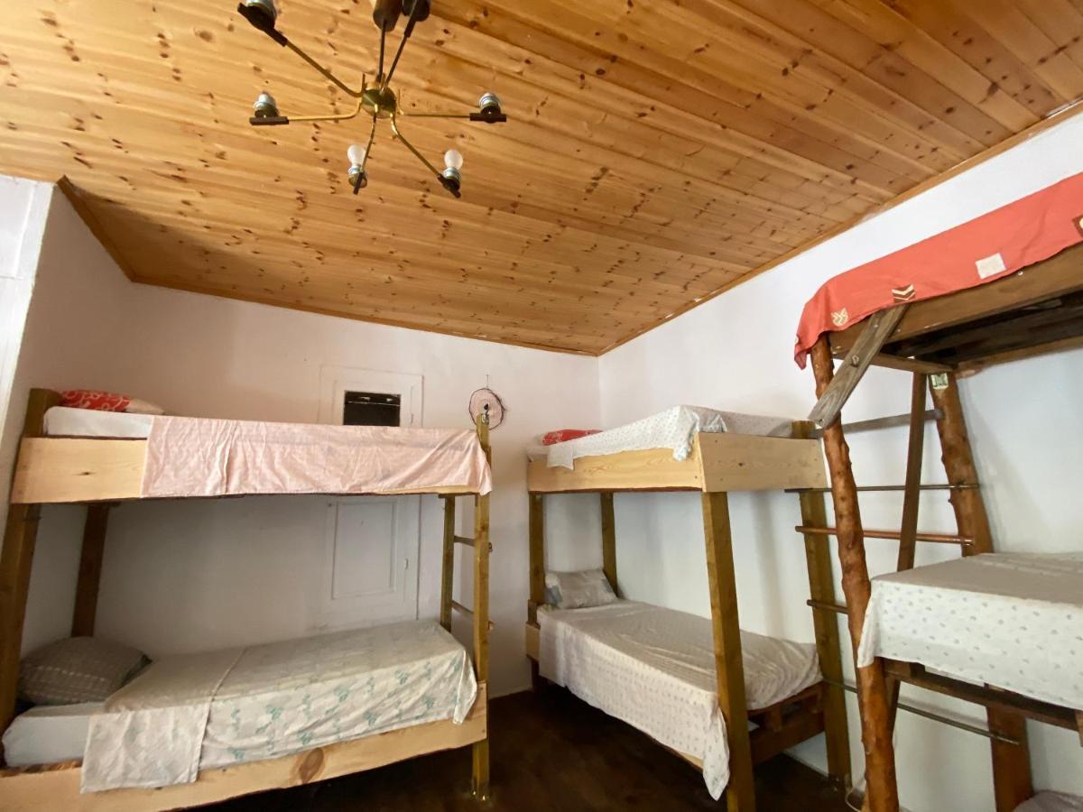 Shotgun Hostel & Guesthouse Vuno Bagian luar foto