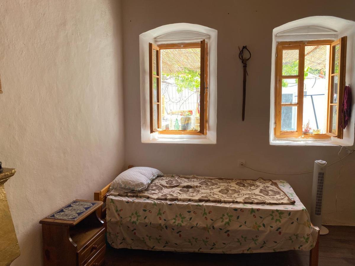 Shotgun Hostel & Guesthouse Vuno Bagian luar foto