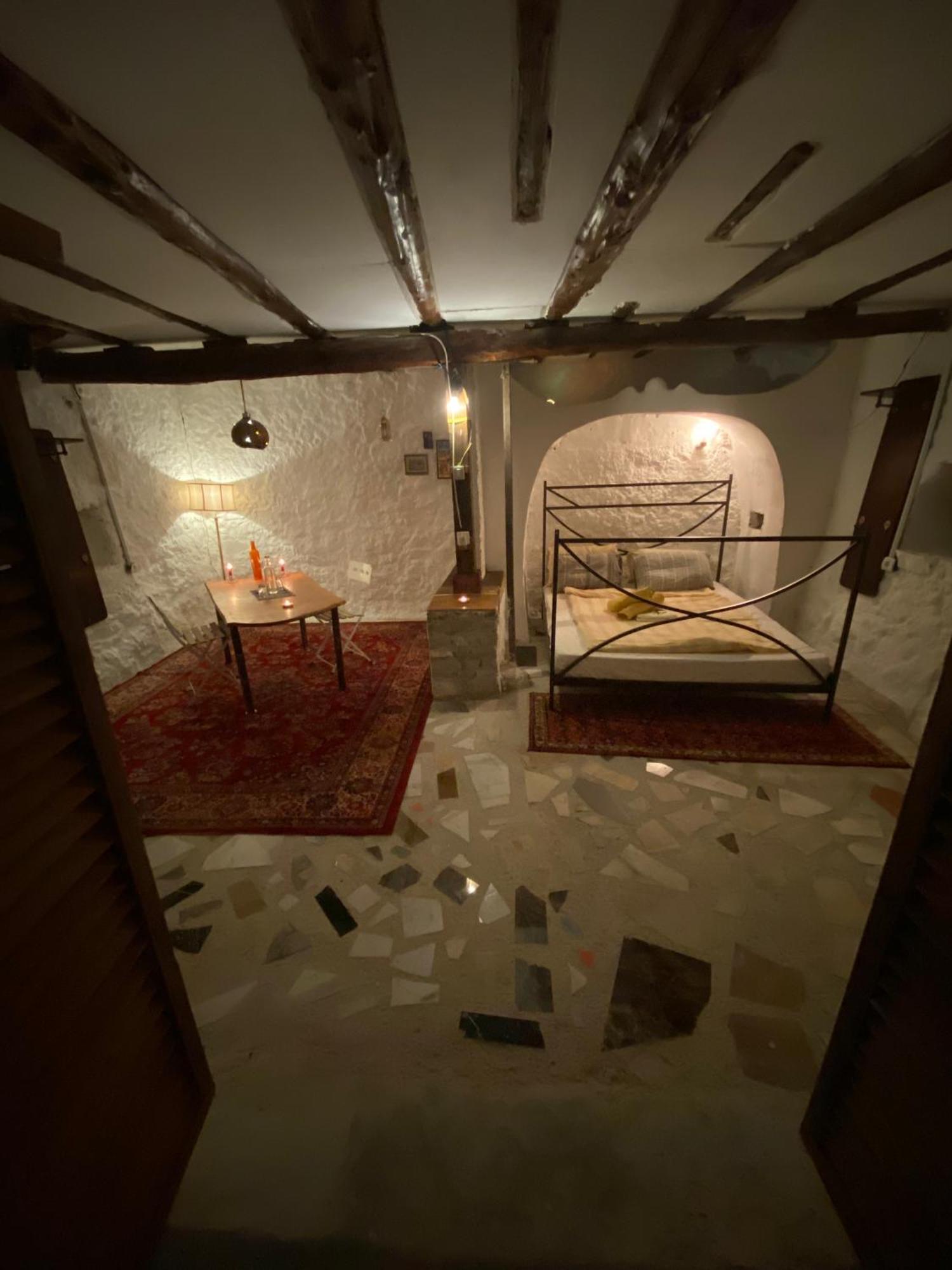 Shotgun Hostel & Guesthouse Vuno Bagian luar foto